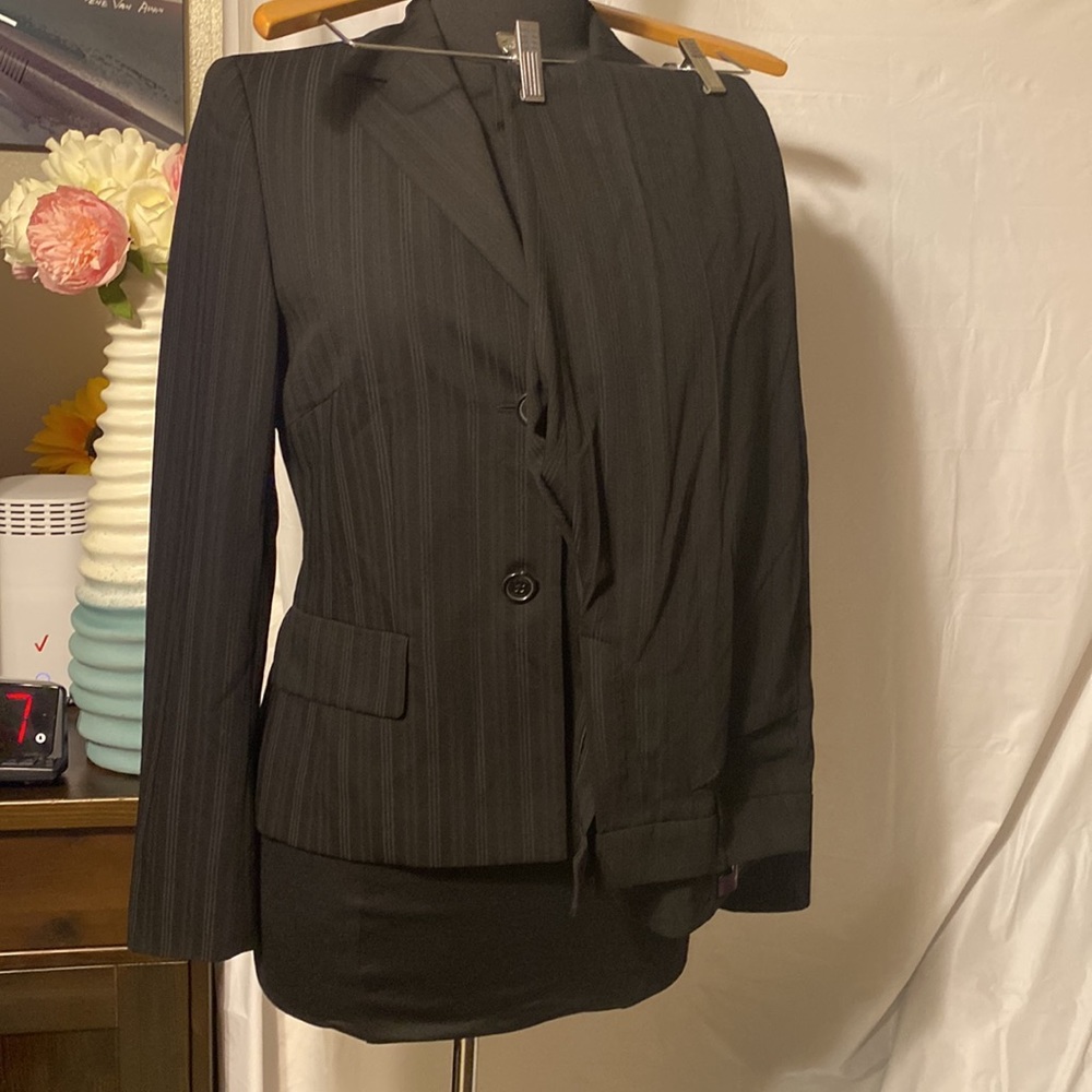 ESCADA WOMEN Suit sets size 36 mean size S color black new without tag v…